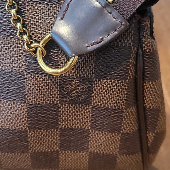 100% Authentic 2015 LV Eva Pochette Damier Ebene Canvas - Picture 8 of 16